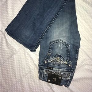 MissMe jeans size 28 boot distressed